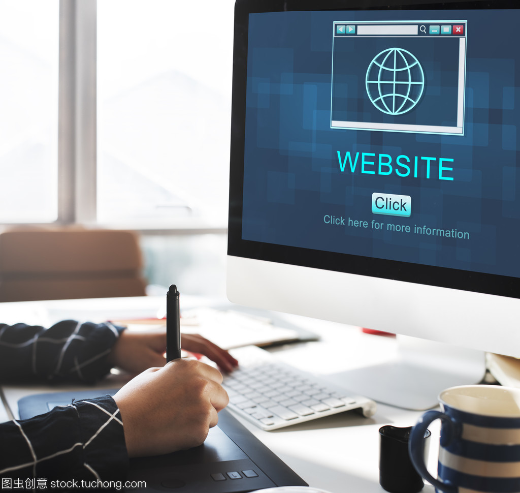 網(wǎng)頁(yè)設(shè)計(jì)師與計(jì)算機(jī)工程師 構(gòu)建數(shù)字世界的藝術(shù)與科學(xué)